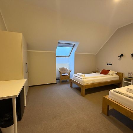 Hotel Sanvilla ซีกูลดา ภายนอก รูปภาพ