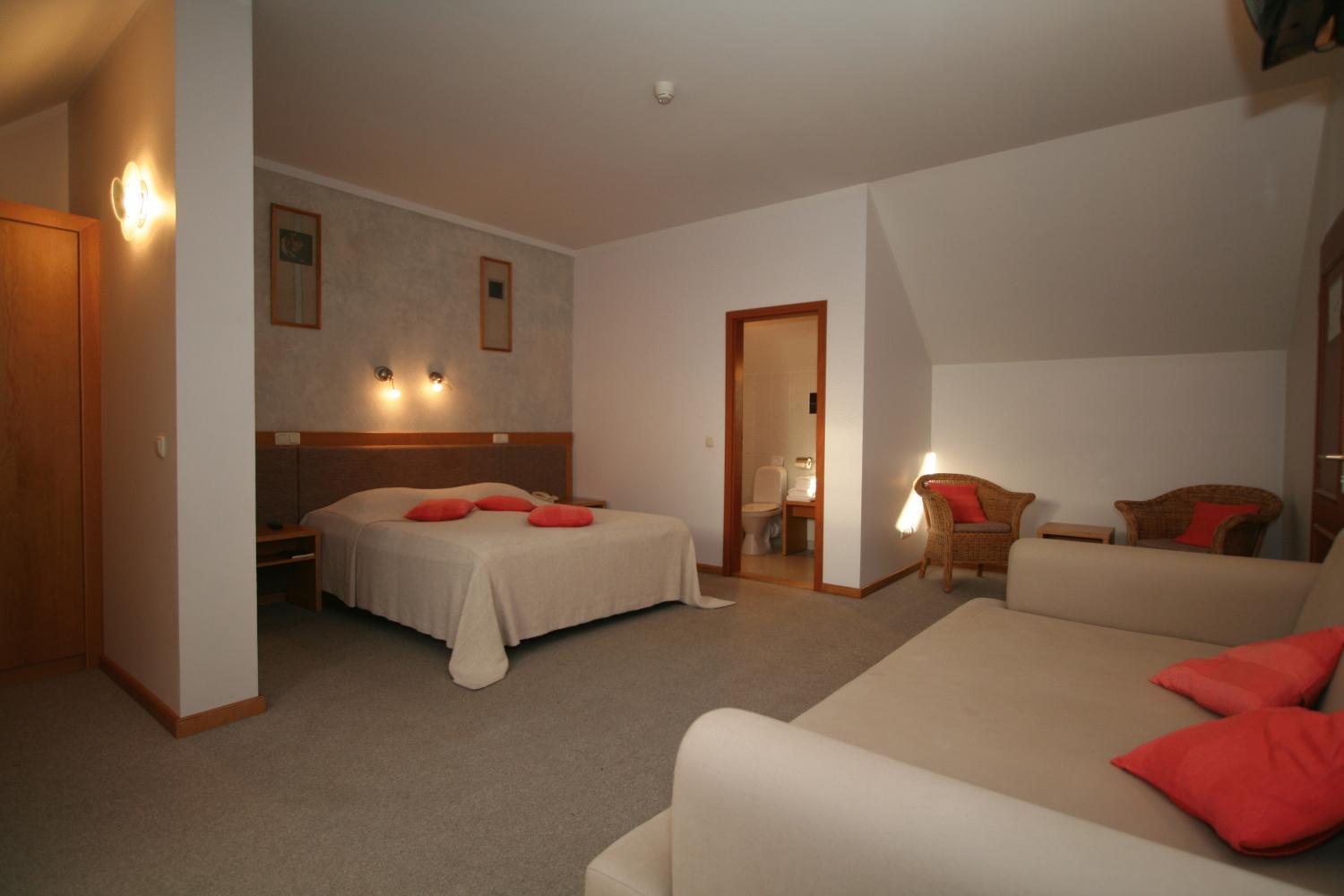 Hotel Sanvilla ซีกูลดา ภายนอก รูปภาพ