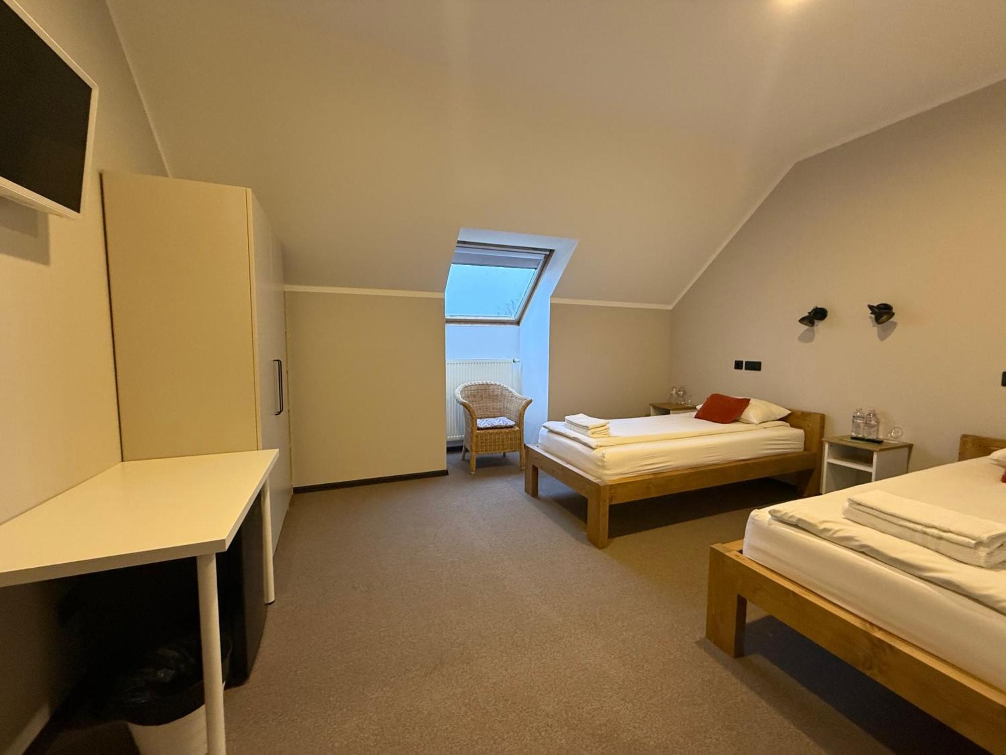 Hotel Sanvilla ซีกูลดา ภายนอก รูปภาพ